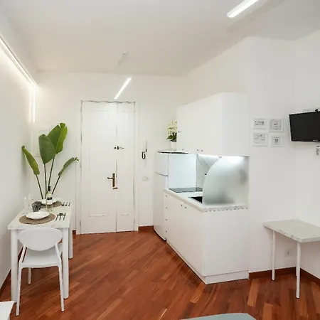 Apartment Due Metri Sopra Al Mare *