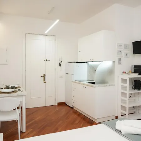 Due Metri Sopra Al Mare *